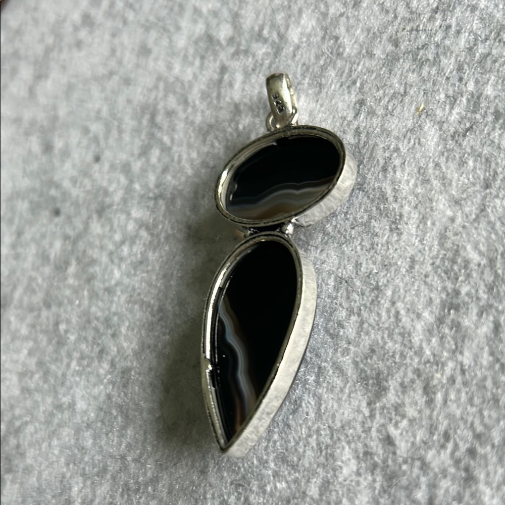Natural Banded Black Onyx And 925 Sterling Silver Pendant - Picture 10 of 13